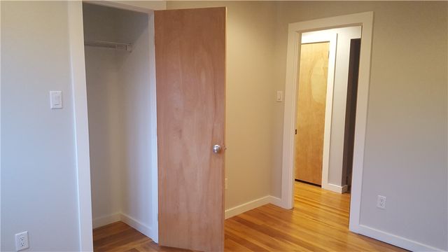 1236 Wightman St, Squirrel Hill, PA 15217
