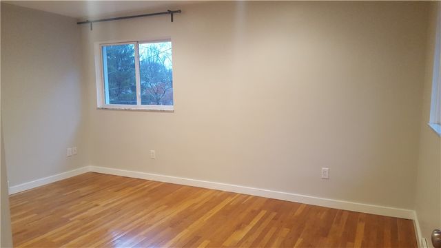1236 Wightman St, Squirrel Hill, PA 15217