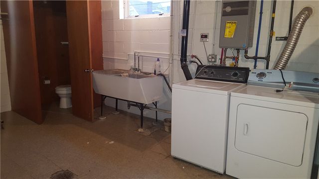 1236 Wightman St, Squirrel Hill, PA 15217