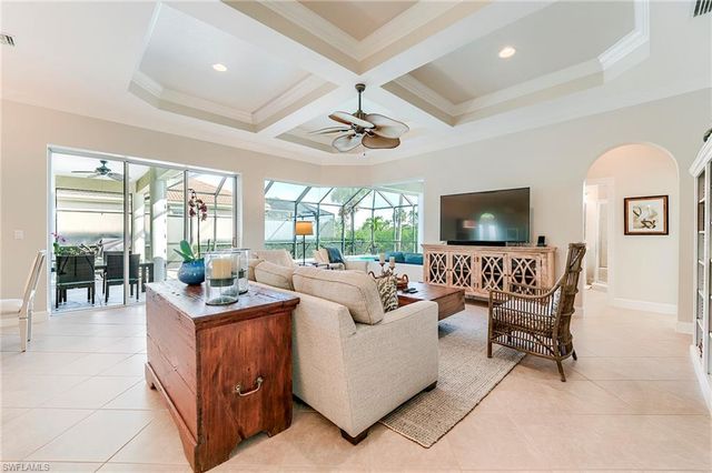 8782 New Castle DR, Fort Myers, FL 33908