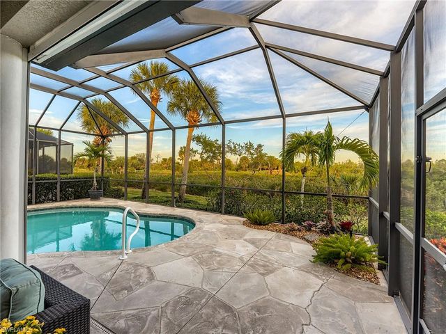 8782 New Castle DR, Fort Myers, FL 33908