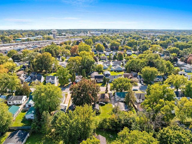 631 MCKINLEY STREET, Neenah, WI 54956