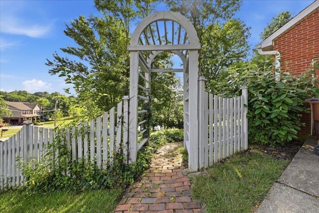 1940 Freedom Trail, Independence, KY 41051