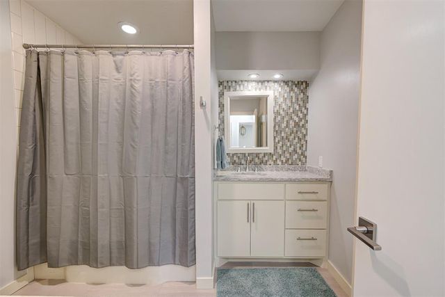 3009 Norcrest Drive, Oklahoma City, OK 73121