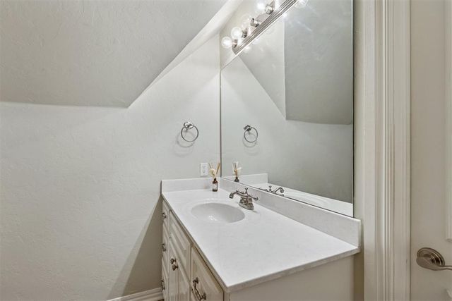 7419 E Covell Road, Edmond, OK 73034