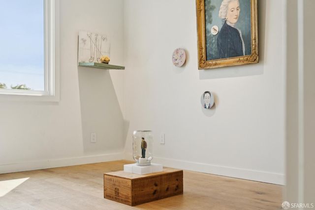 1515 Van Dyke Avenue, San Francisco, CA 94124