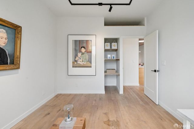 1515 Van Dyke Avenue, San Francisco, CA 94124