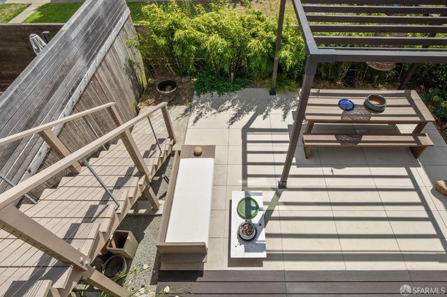 1515 Van Dyke Avenue, San Francisco, CA 94124