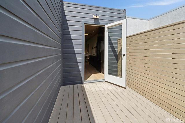 1515 Van Dyke Avenue, San Francisco, CA 94124