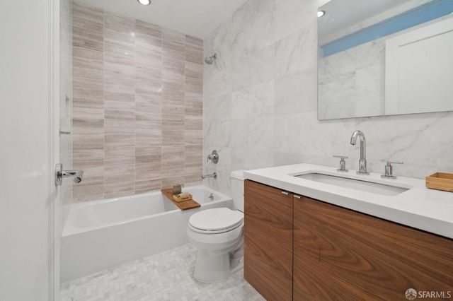 1515 Van Dyke Avenue, San Francisco, CA 94124