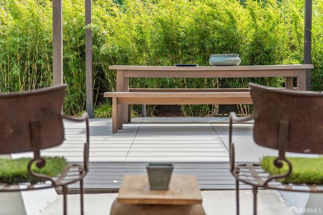 1515 Van Dyke Avenue, San Francisco, CA 94124