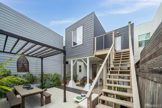 1515 Van Dyke Avenue, San Francisco, CA 94124