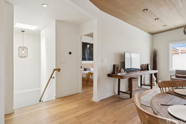 1515 Van Dyke Avenue, San Francisco, CA 94124