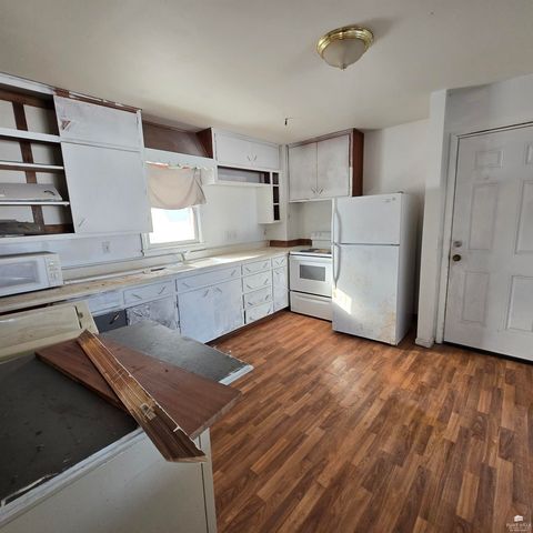 149 E 1st Street, Assaria, KS 67416