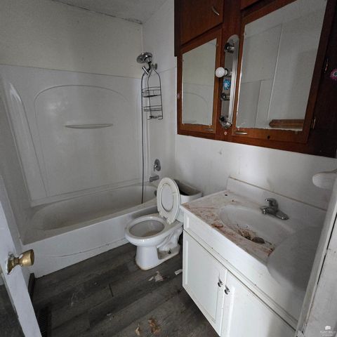 149 E 1st Street, Assaria, KS 67416