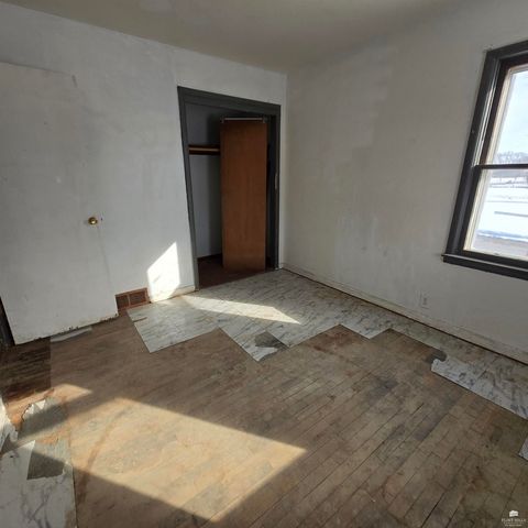 149 E 1st Street, Assaria, KS 67416