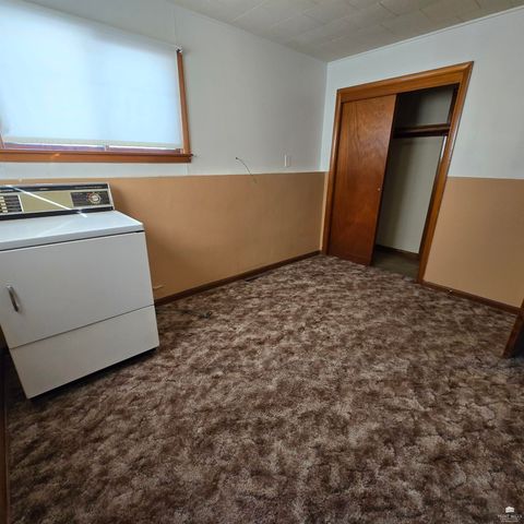 149 E 1st Street, Assaria, KS 67416