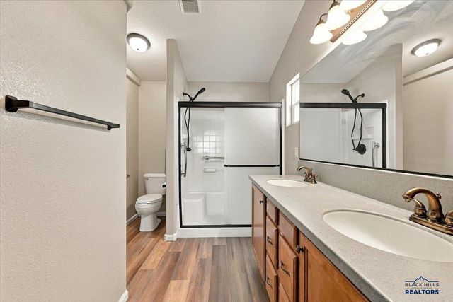 4309 TURNBERRY RD, Rapid City, SD 57702