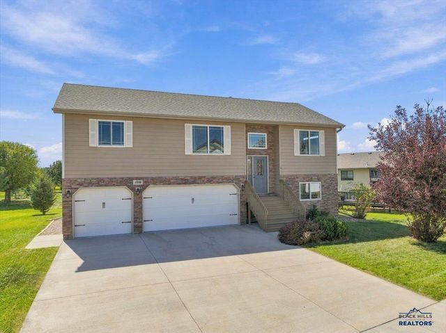 4309 TURNBERRY RD, Rapid City, SD 57702