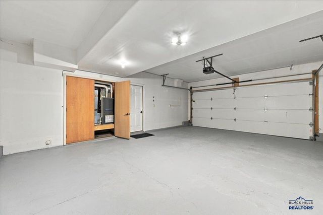 4309 TURNBERRY RD, Rapid City, SD 57702