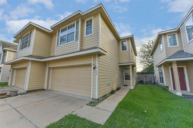 6139 Morningshire Lane, Houston, TX 77084