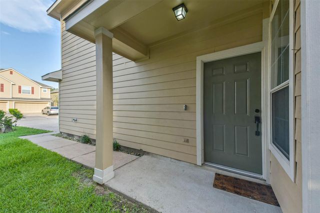 6139 Morningshire Lane, Houston, TX 77084