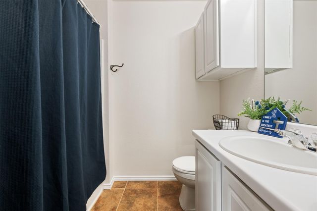 311 Phillips ST, Hutto, TX 78634