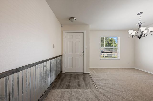 311 Phillips ST, Hutto, TX 78634