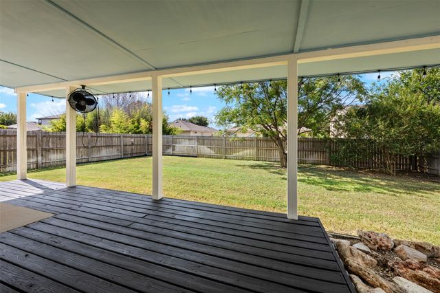 311 Phillips ST, Hutto, TX 78634