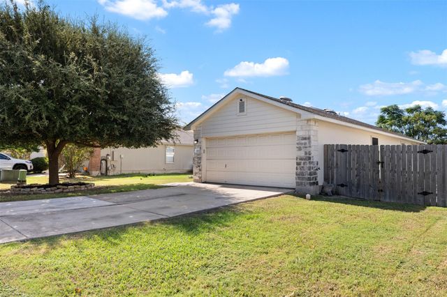311 Phillips ST, Hutto, TX 78634
