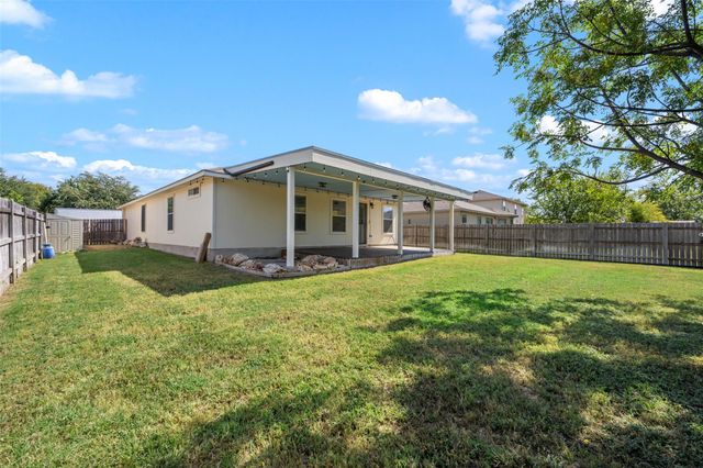 311 Phillips ST, Hutto, TX 78634