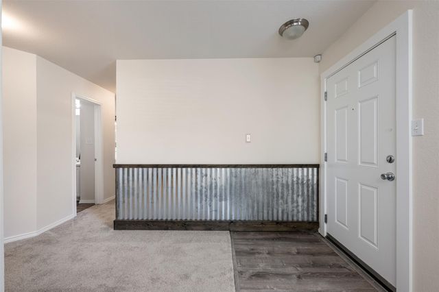 311 Phillips ST, Hutto, TX 78634