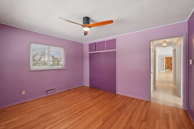 24700 N Cromwell Drive, Franklin, MI 48025