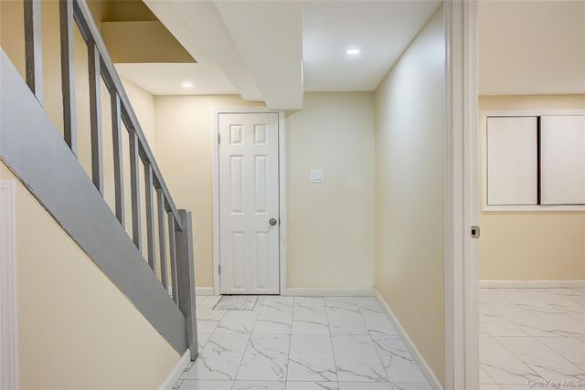 164-38 76th Road, Fresh Meadows, NY 11366