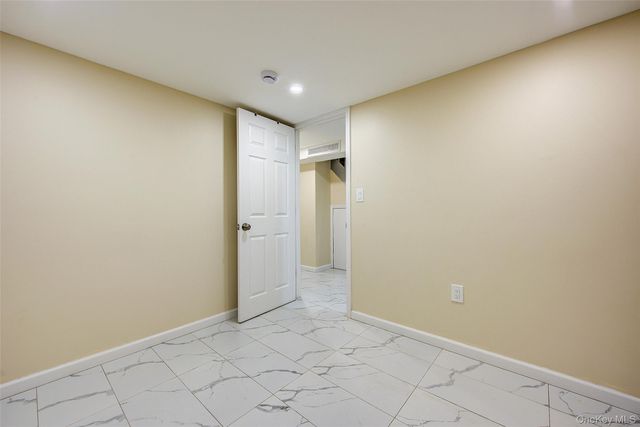 164-38 76th Road, Fresh Meadows, NY 11366