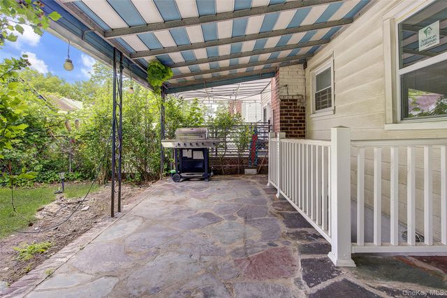 164-38 76th Road, Fresh Meadows, NY 11366