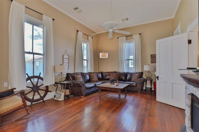 260 Fisher Street, Matagorda, TX 77414