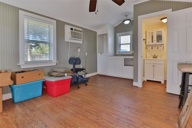 260 Fisher Street, Matagorda, TX 77414