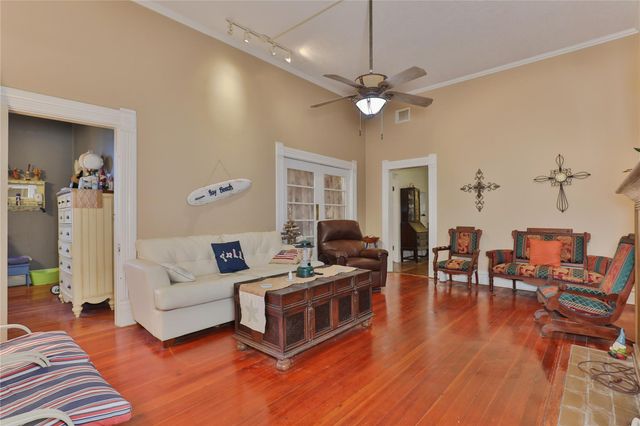 260 Fisher Street, Matagorda, TX 77414