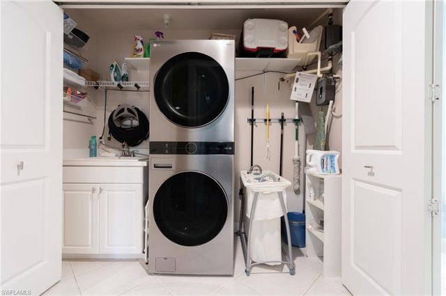 2080 W 1st ST 304, Fort Myers, FL 33901