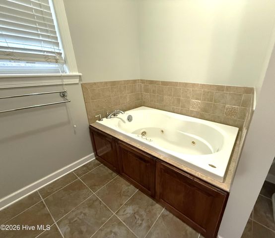 1046 Mockingbird Road, Williamston, NC 27892