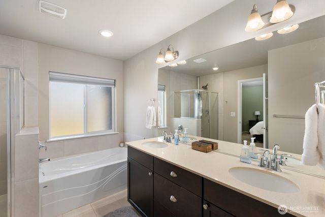2759 Christianson Avenue, Enumclaw, WA 98022