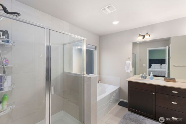 2759 Christianson Avenue, Enumclaw, WA 98022