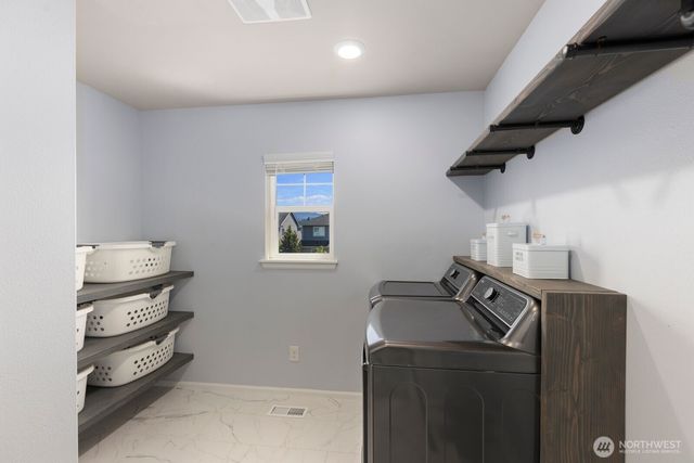2759 Christianson Avenue, Enumclaw, WA 98022