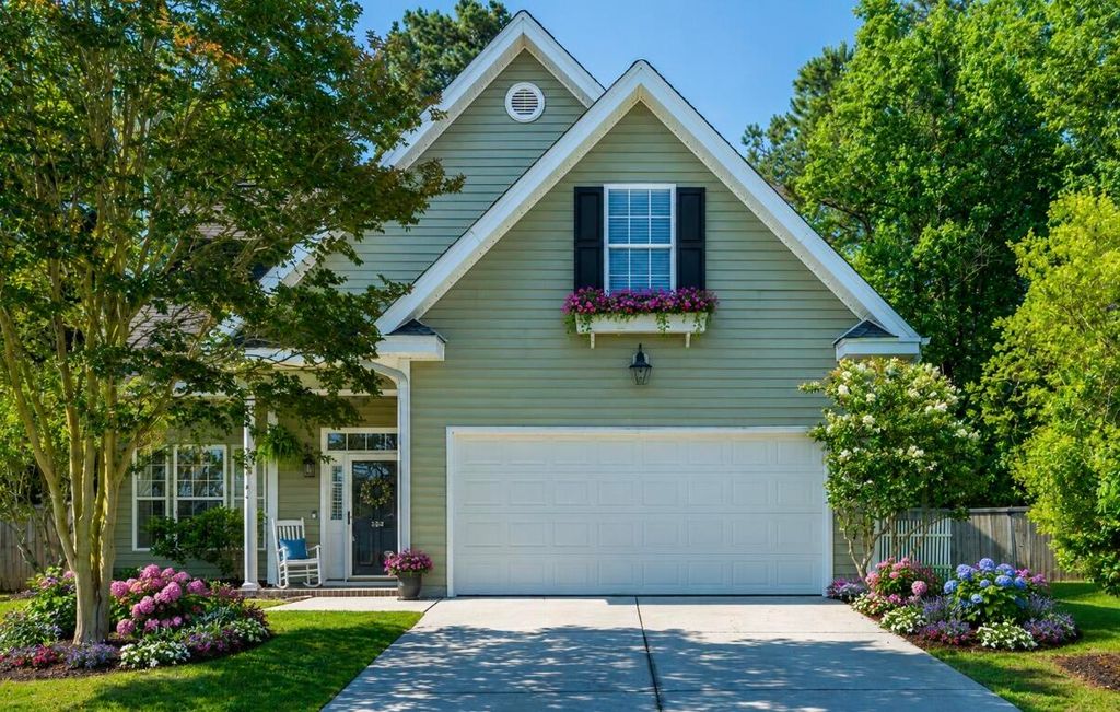 104 Equinox Circle, Ladson, SC 29456