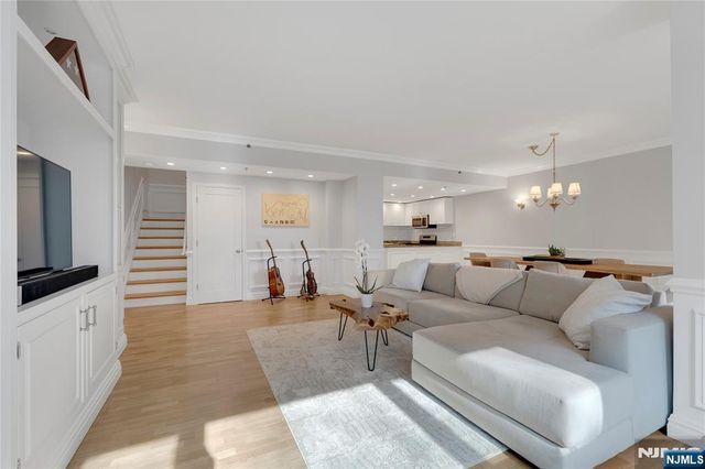 2 Constitution Court 106, Hoboken, NJ 07030