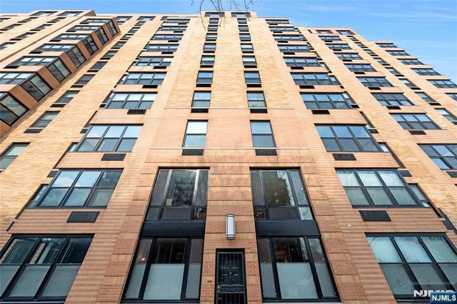 2 Constitution Court 106, Hoboken, NJ 07030