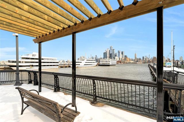 2 Constitution Court 106, Hoboken, NJ 07030