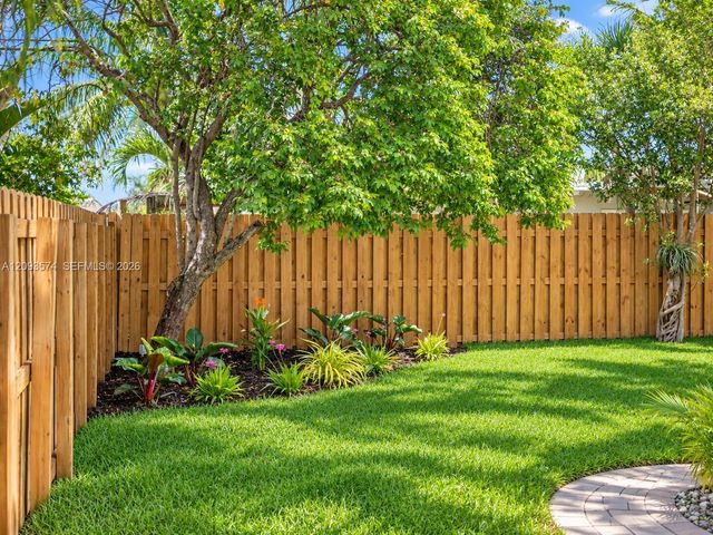 340 SE 3rd Street, Deerfield Beach, FL 33441