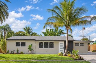 340 SE 3rd Street, Deerfield Beach, FL 33441